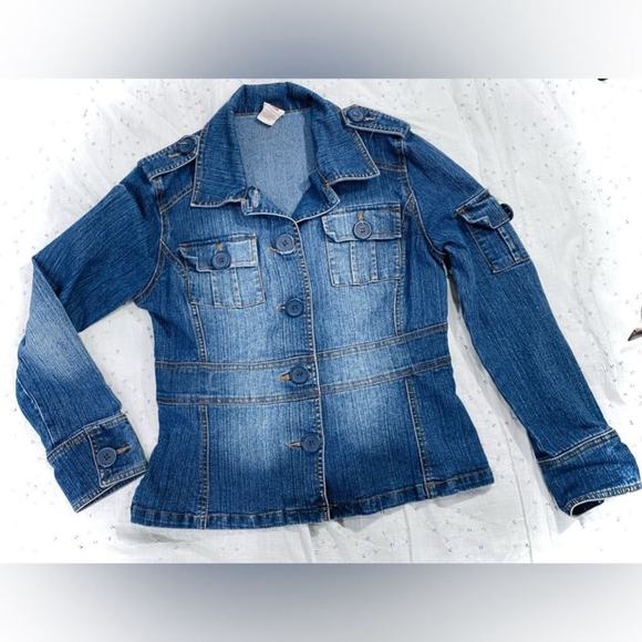 Vintage 90s Mossimo Denim Jacket That Will Make You Look Gorgeous! Fits Medium - Picture 2 of 7